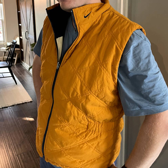 NIKE Vintage Reversible Quilted Vest in White/Orange in Men's Size Medium - Picture 7 of 16
